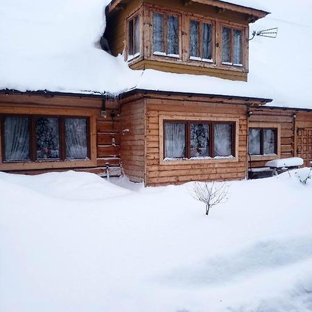 U Huraja Groń Exteriör bild