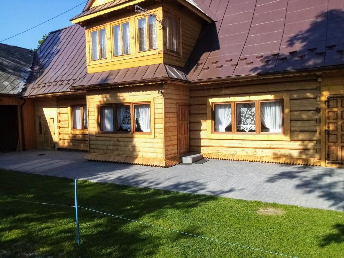 U Huraja Groń Exteriör bild